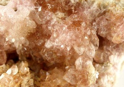 Cristales rosados de Newry